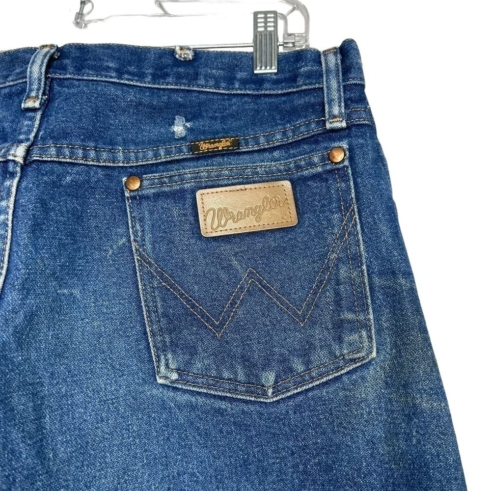 Distressed Wrangler Western Style Jeans